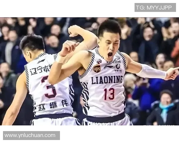 赵继伟助攻王荣耀加冕三分神准表现超越郭艾伦引发球迷热议 赵继伟助攻王荣耀加冕三分神准表现超越郭艾伦引发球迷热议